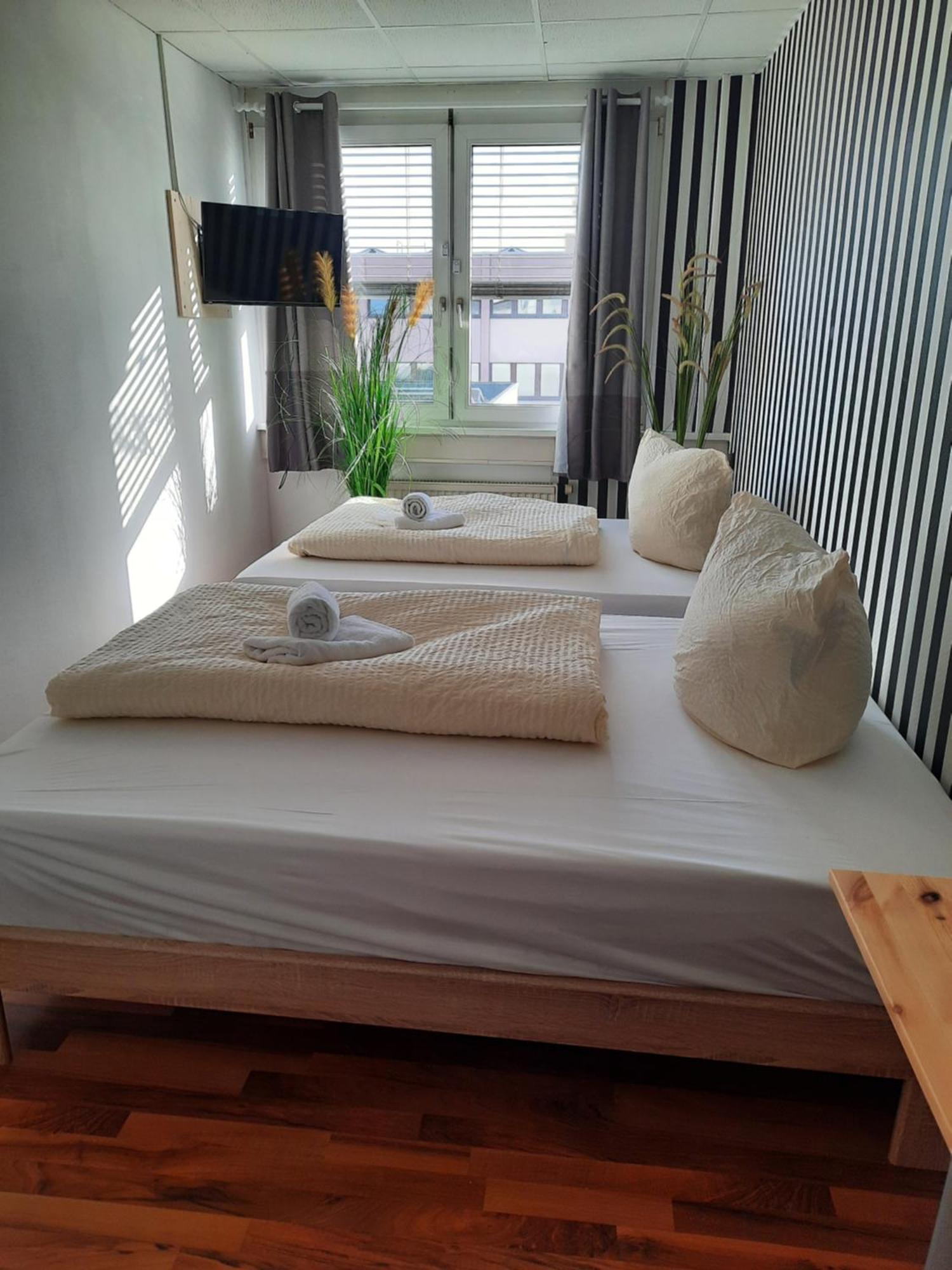Sleep Well Rooms Stuttgart Ngoại thất bức ảnh